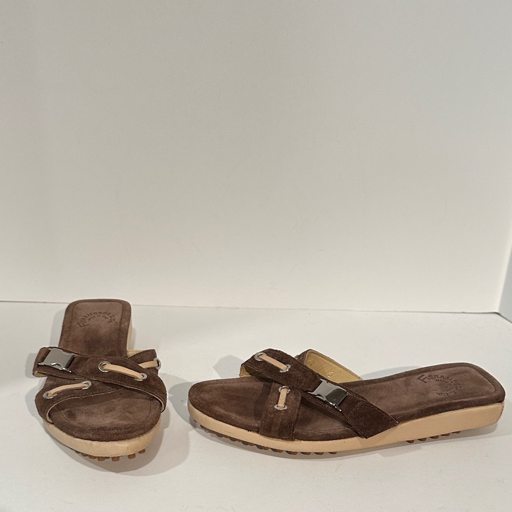Fieramosca & Co. Lady’s Tan Suede Cross Strap Slide Sandals
